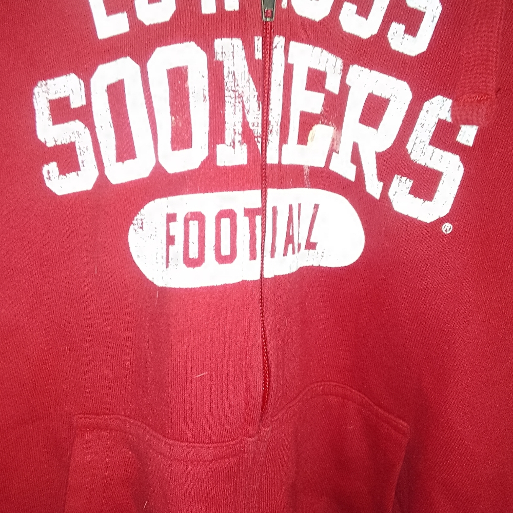 Oklahoma Sooners Red Hooded Zip Up Jacket Russel is the brand size medium 36-40 - Picture 3 of 7